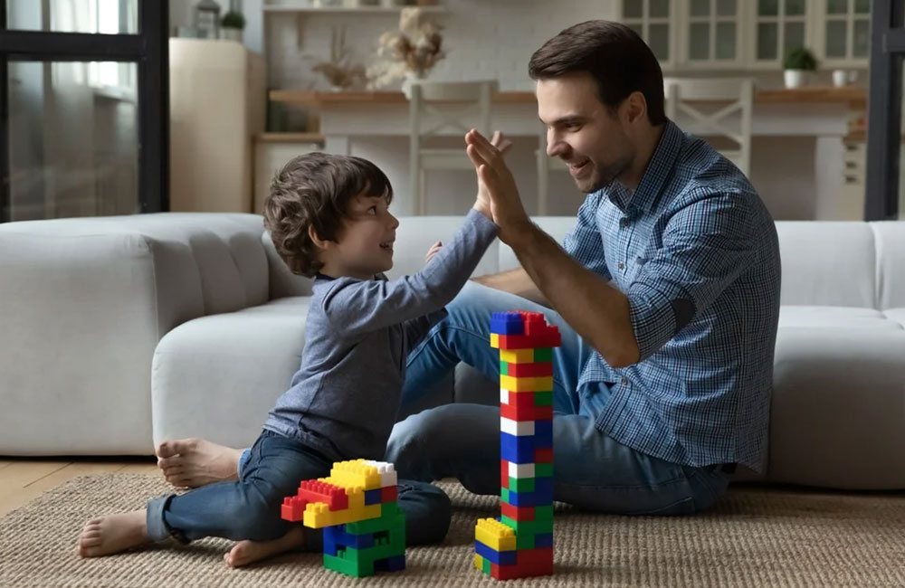 بهترین اسباب‌بازی‌های آموزشی برای کودکان در سال ۱۴۰۴